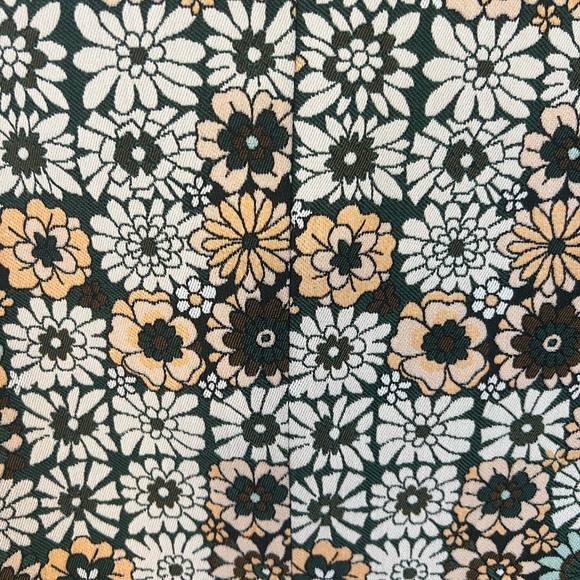 SMYTHE Lounge Blazing in Graphic Floral, Size 2 - Picture 12 of 13